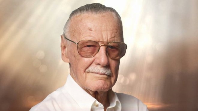 Stan Lee, el superhéroe de la vida real de Marvel Comics, muere a los 95 años.